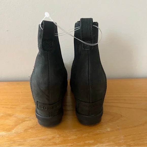 {Sorel} Joan of Arctic ll Wedge Chelsea Boots - Picture 2 of 8